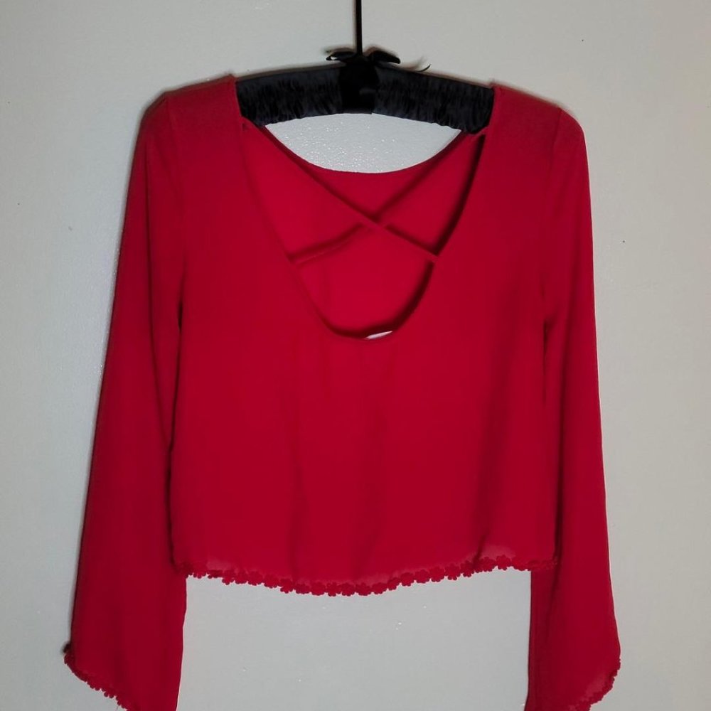 Lush Crop Top - Picture 2 of 4